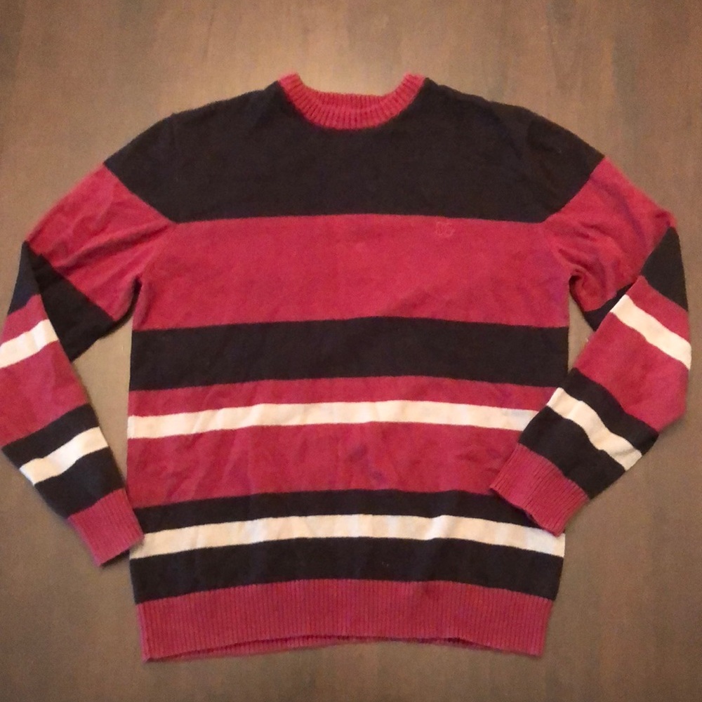 DC - Sweater